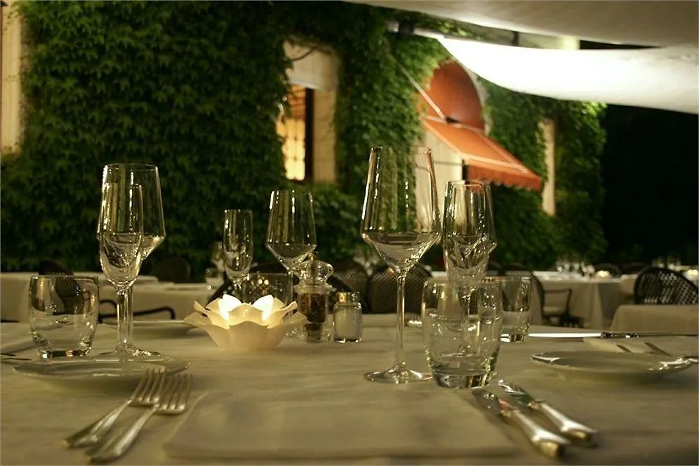 Villa Giustinian Castelfranco Veneto 4*,  Italien