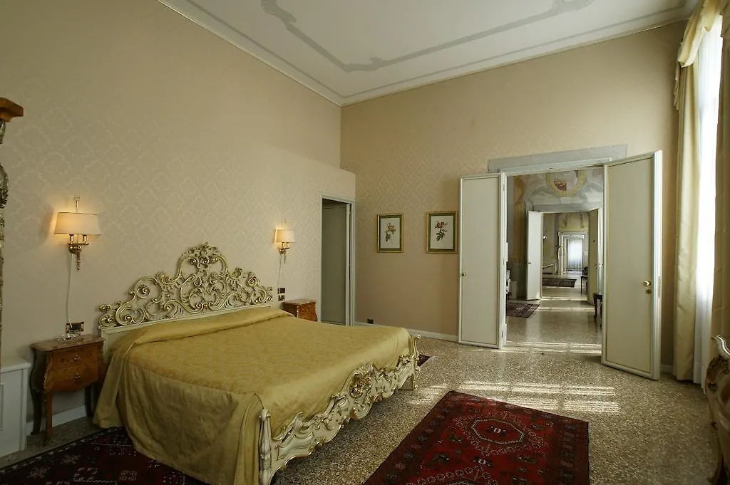 Villa Giustinian Castelfranco Veneto Hotell